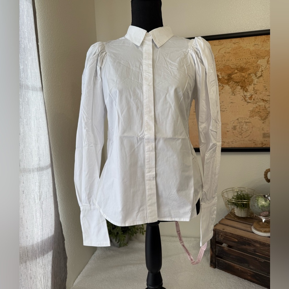 Choosy white hidden button down top Size 0